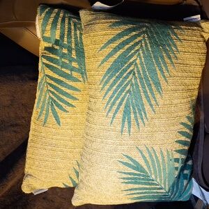 NWT Tommy Bahama Patio Decorative Pillows Palm Leaves Light Brown & Green 14×24